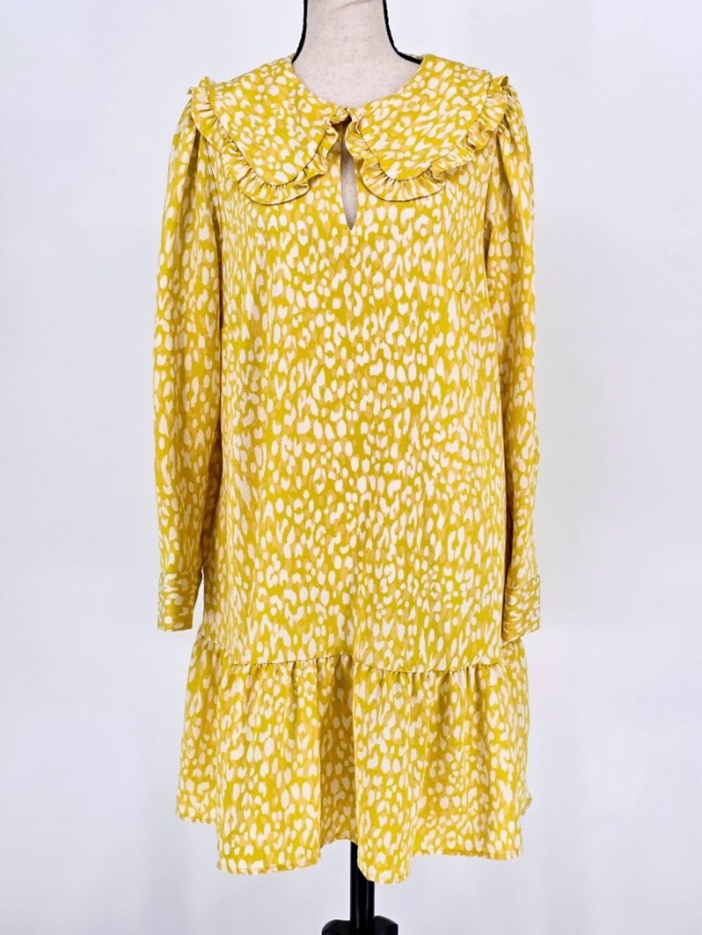 Who What Wear Yellow Citrus Leopard Print Ruffle Collar Mini Dress Size M
